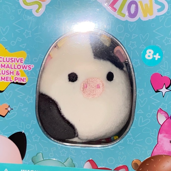 Squishmallow Micro Mallow Connor the Cow Collector's Tin - Picture 3 of 5